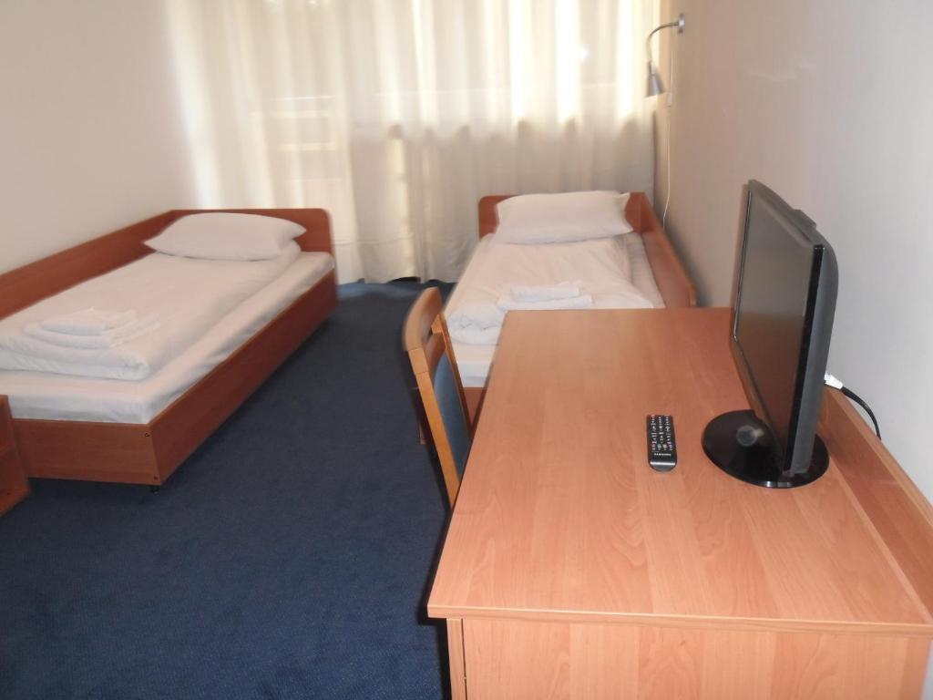 Irss Osrodek Szkoleniowy Hotel Bialobrzegi  Exterior photo